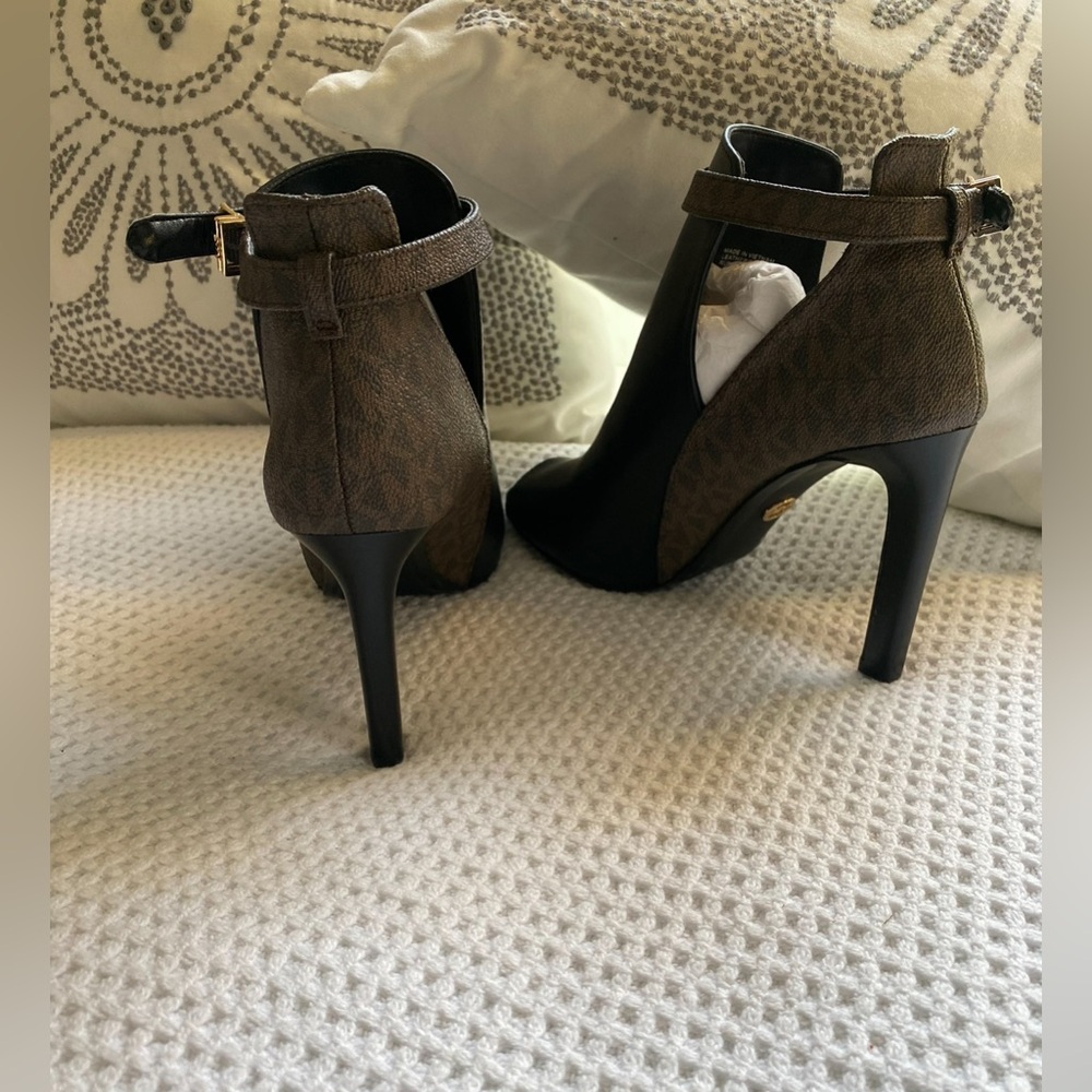 Michael Kors Black and Brown Lawson Open-Toe Boot - Picture 7 of 7